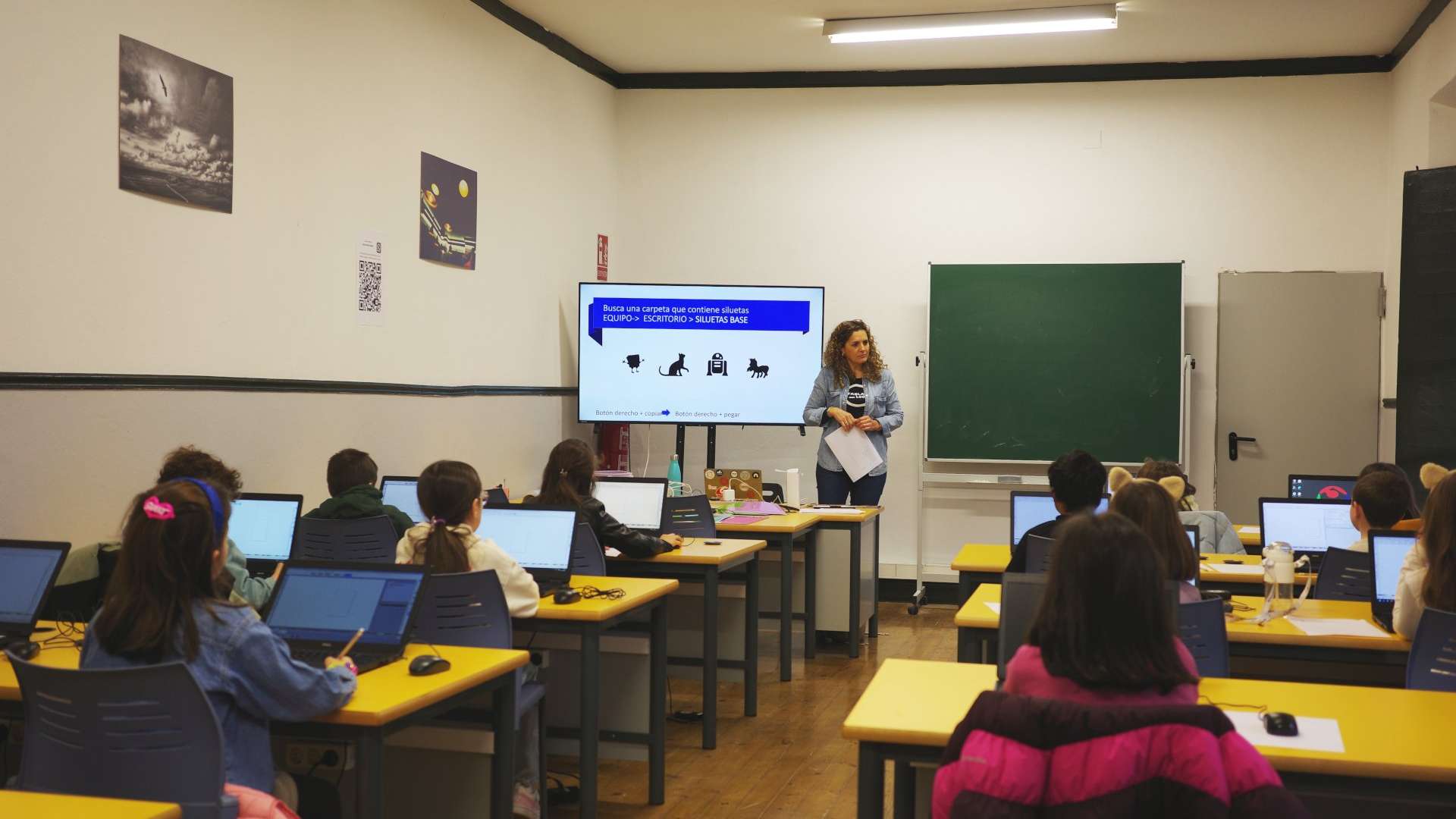 Taller Pegatinas en Sierra Pambley